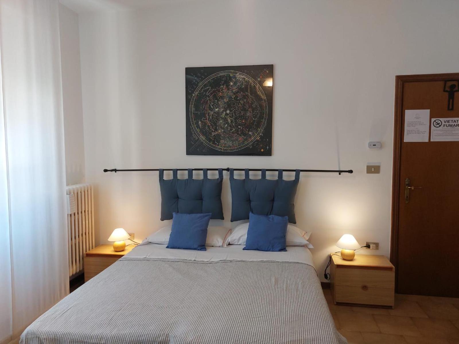 Antonia'S Guest House Rimini Exterior photo